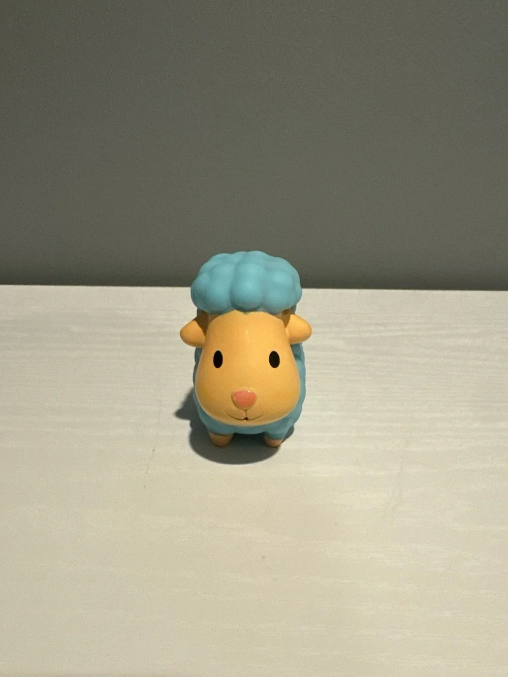 Munchkin Blue Sheep bath Toy